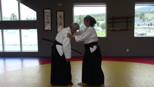 05-ryokatadori-sokumen-iriminage-with-katana